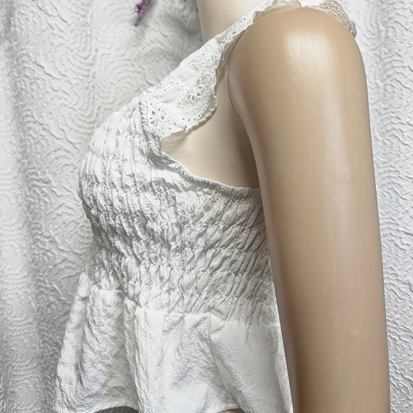 URBAN Romantics White Smocked Peplum Blouse - Picture 2 of 7